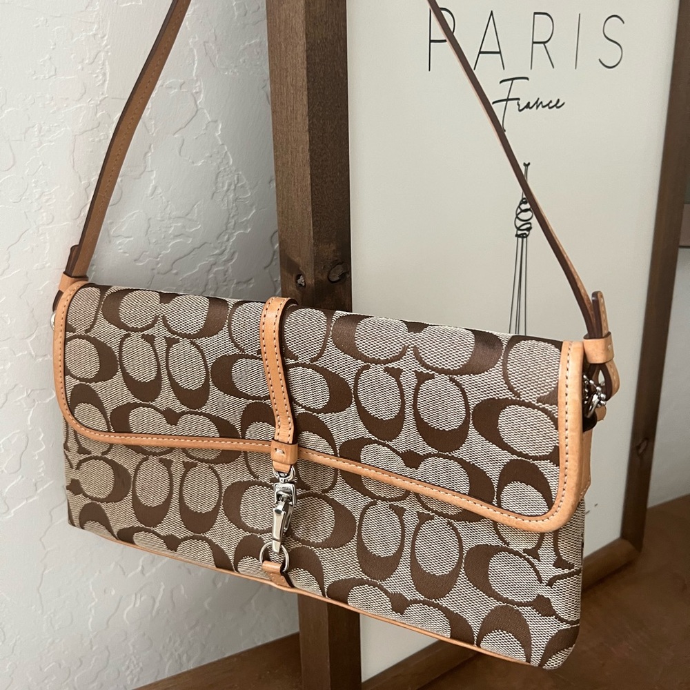 COACH Shoulder Bag